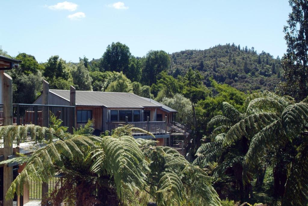 Oreti Village Resort Turangi Eksteriør billede