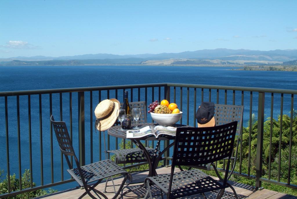 Oreti Village Resort Turangi Eksteriør billede