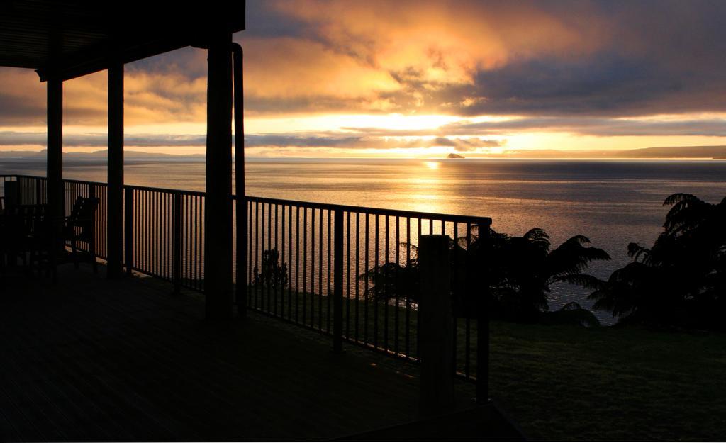 Oreti Village Resort Turangi Eksteriør billede